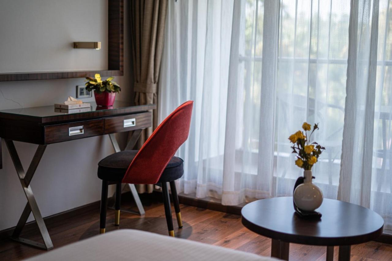 Saugandhika West Gate Hotel Wayanad Eksteriør billede