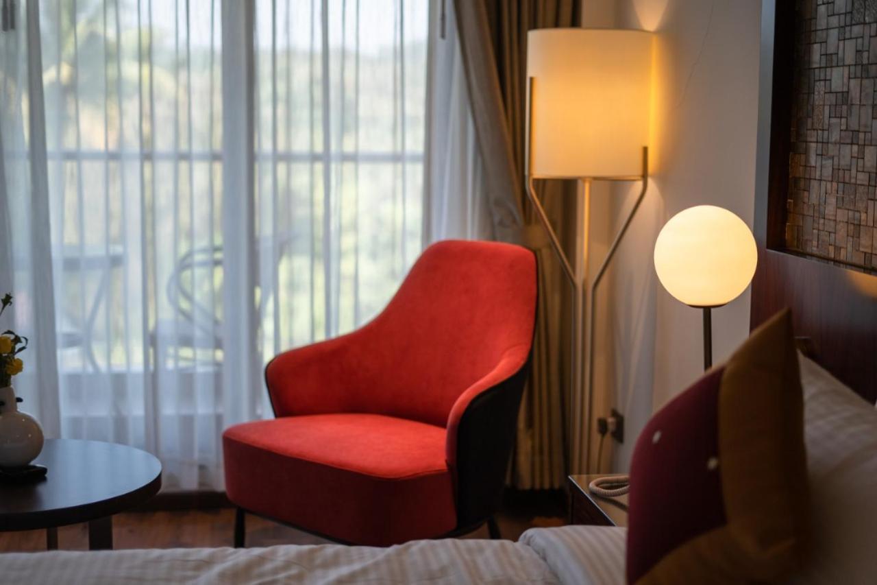 Saugandhika West Gate Hotel Wayanad Eksteriør billede