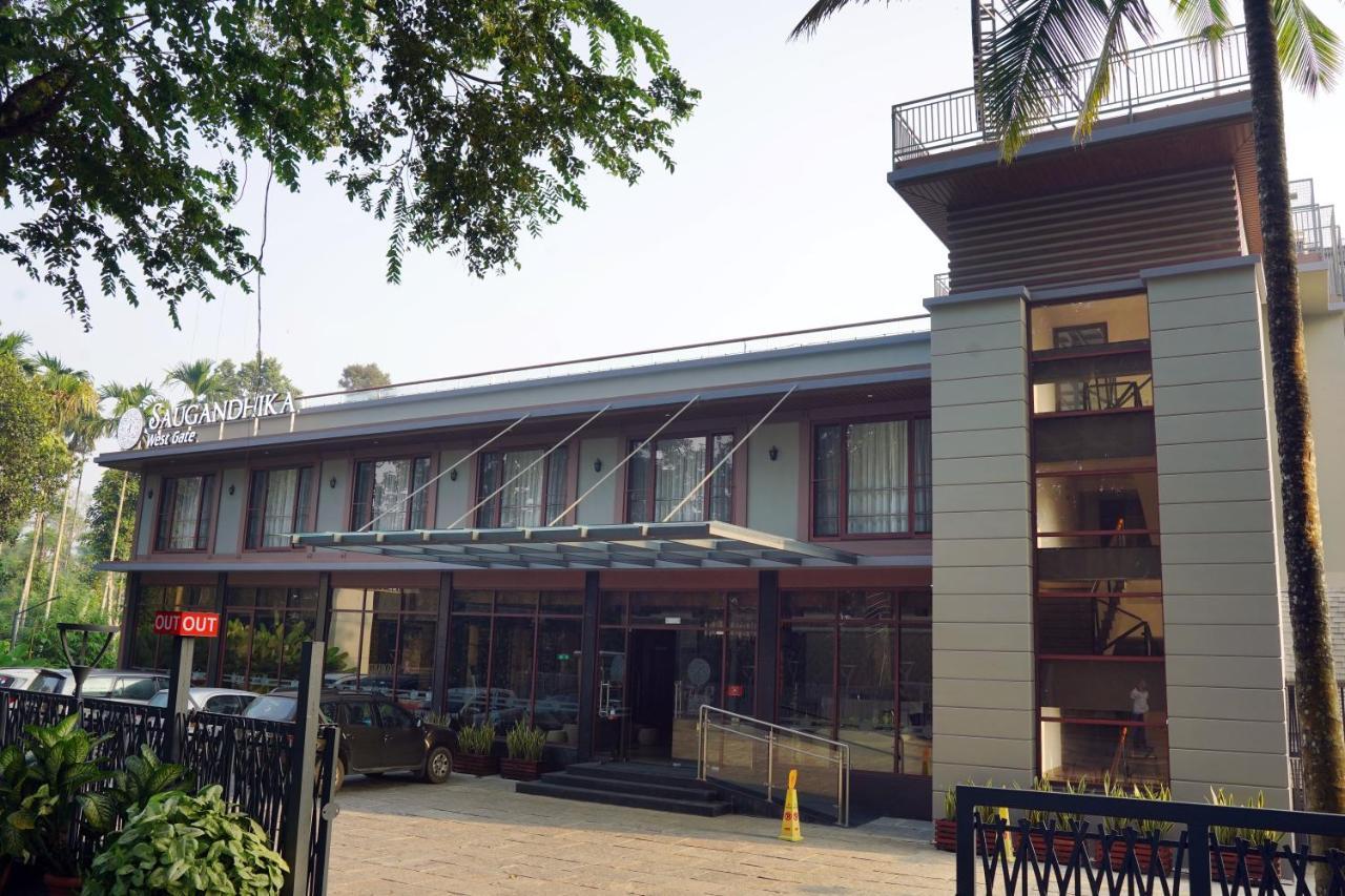 Saugandhika West Gate Hotel Wayanad Eksteriør billede
