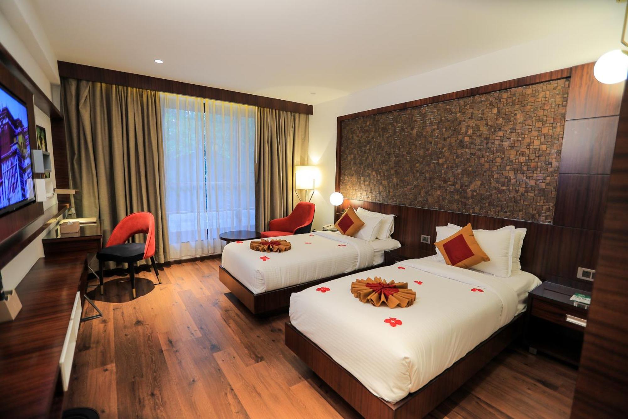 Saugandhika West Gate Hotel Wayanad Eksteriør billede