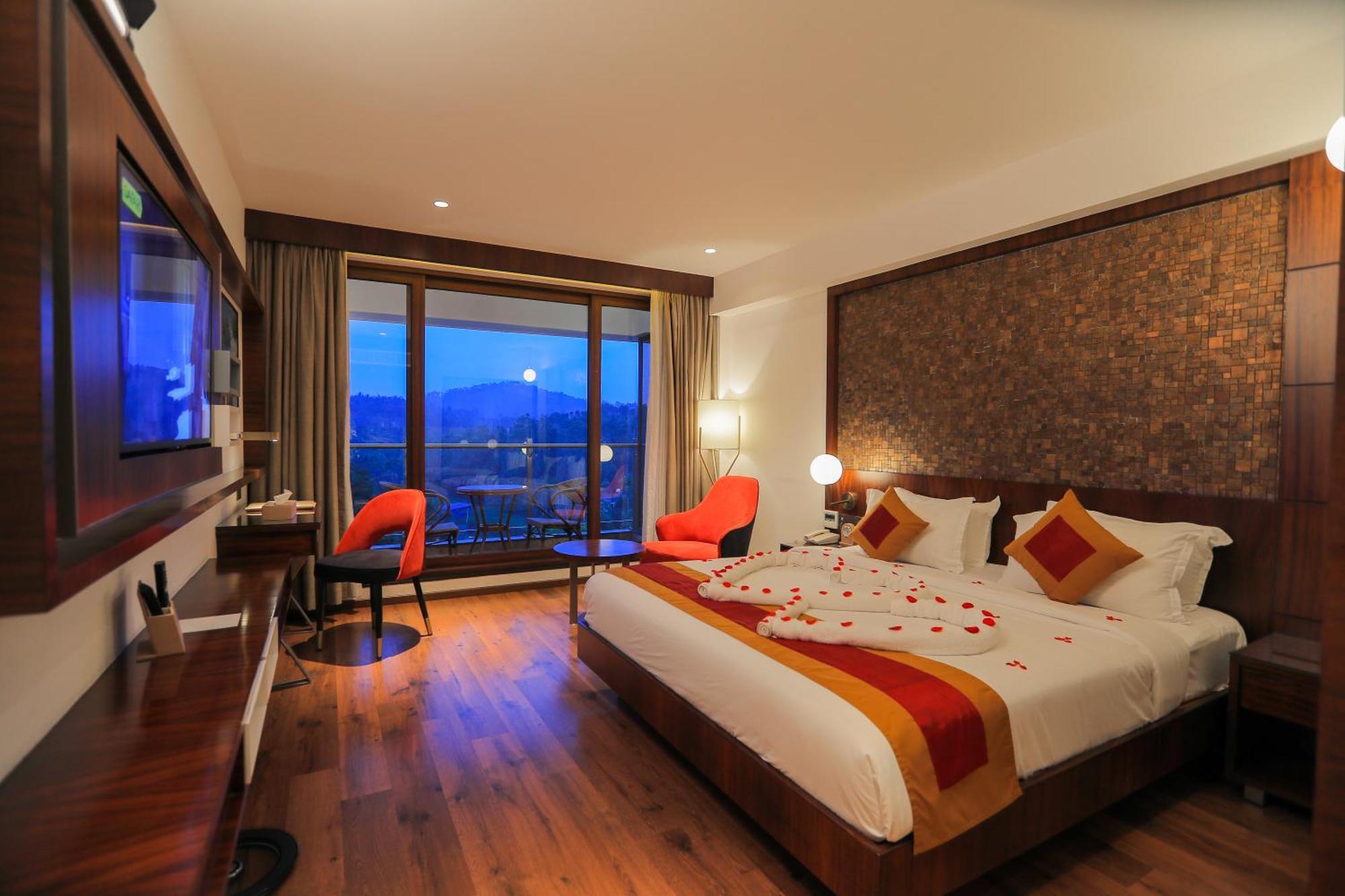 Saugandhika West Gate Hotel Wayanad Eksteriør billede